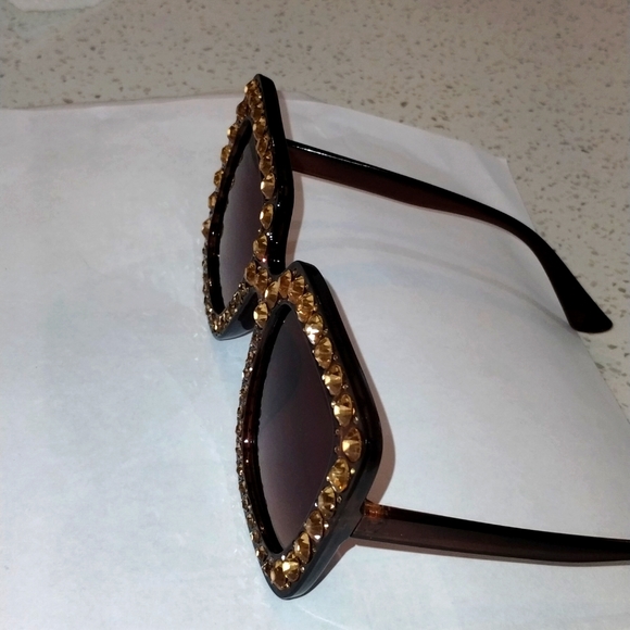 Oversized Square Bedazzled Sunglasses - Brown (NWOT) - Picture 2 of 5